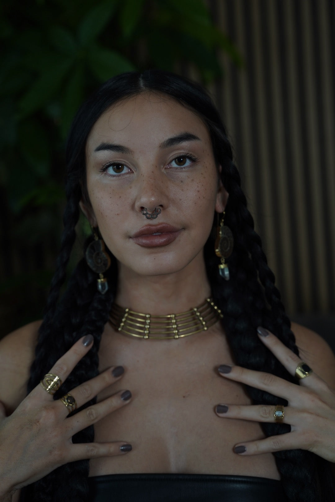 Aavarta Collar Necklace