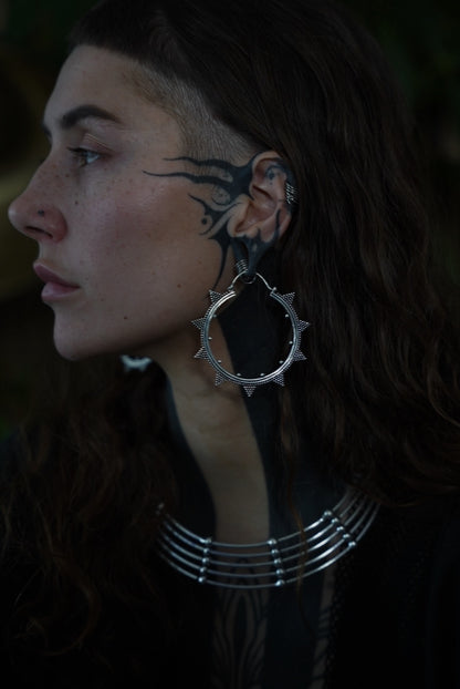 Niho Mano Spike Earrings