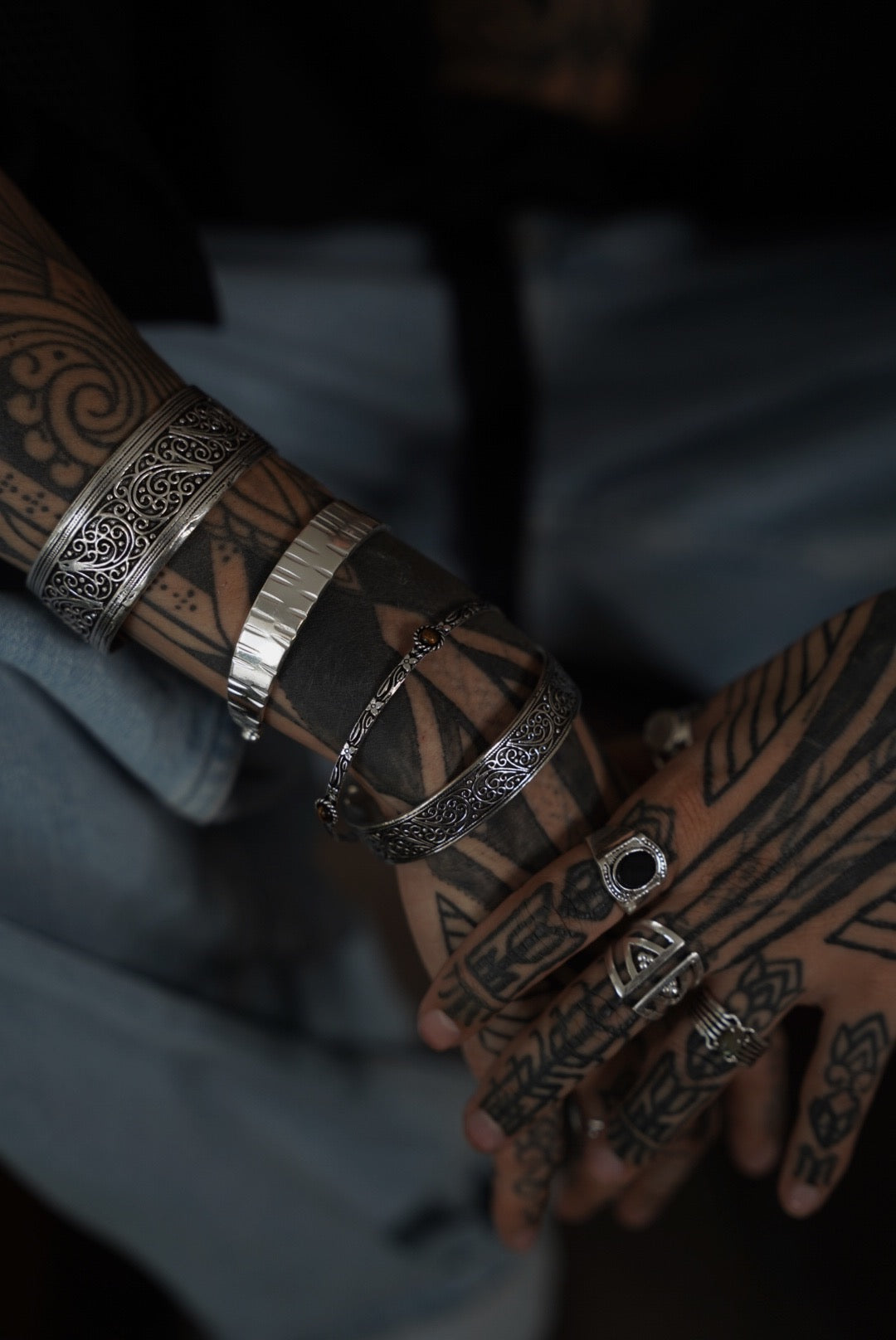 Ornamental Texture Bangle