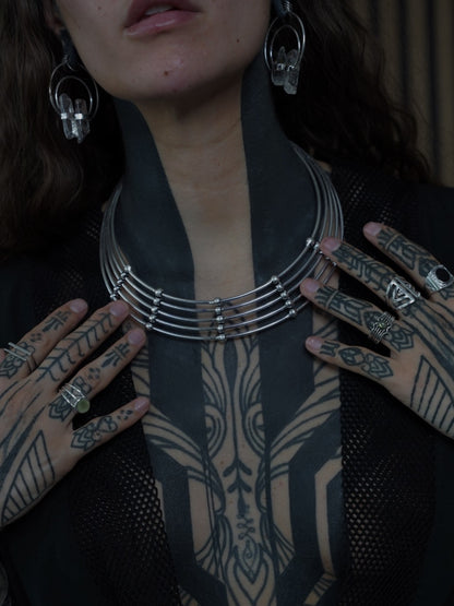 Aavarta Collar Necklace