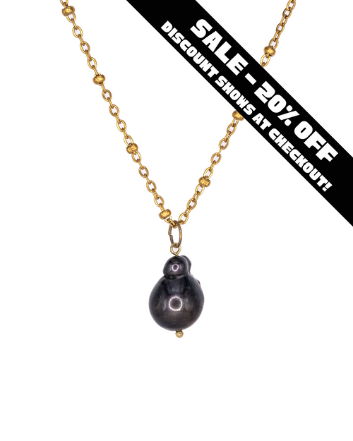 Black Pearl Necklace